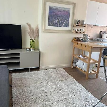 1 Bedroom Flat Sleeps 4 In Abingdon Oxfordshire المظهر الخارجي الصورة