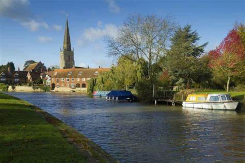 1 Bedroom Flat Sleeps 4 In Abingdon Oxfordshire المظهر الخارجي الصورة