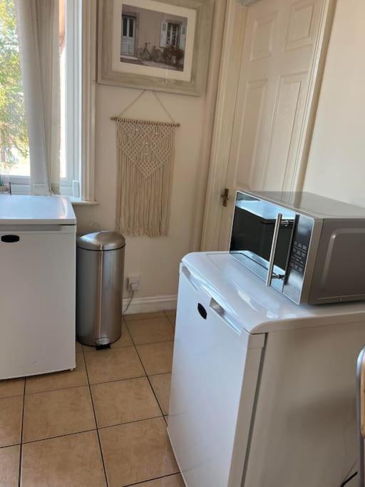 1 Bedroom Flat Sleeps 4 In Abingdon Oxfordshire المظهر الخارجي الصورة